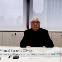 Sociólogo y Doctor Honoris causa por la Universidad de Guadalajara, Manuel Castells Oliván