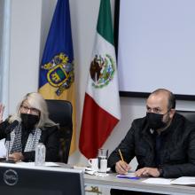Dr. Ricardo Villanueva, Rector UdeG y la Dra. María Esther Avelar Álvarez, Rectora de UDGVirtual 