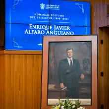  homenaje póstumo al Exrector Enrique Javier Alfaro Anguiano