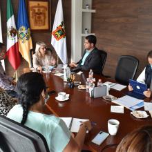 Reunión con el presidente municipal de Tecolotlán