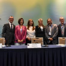 Panelistas, con karla Planter, nueva rectora electa de la UdeG 